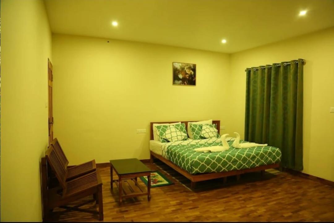 Vattavada Shola County Bed & Breakfast エクステリア 写真